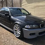 Передний бампер M3 BMW E46 седан (под обычные крылья)