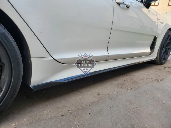 Сплиттеры порогов Kia Stinger GT