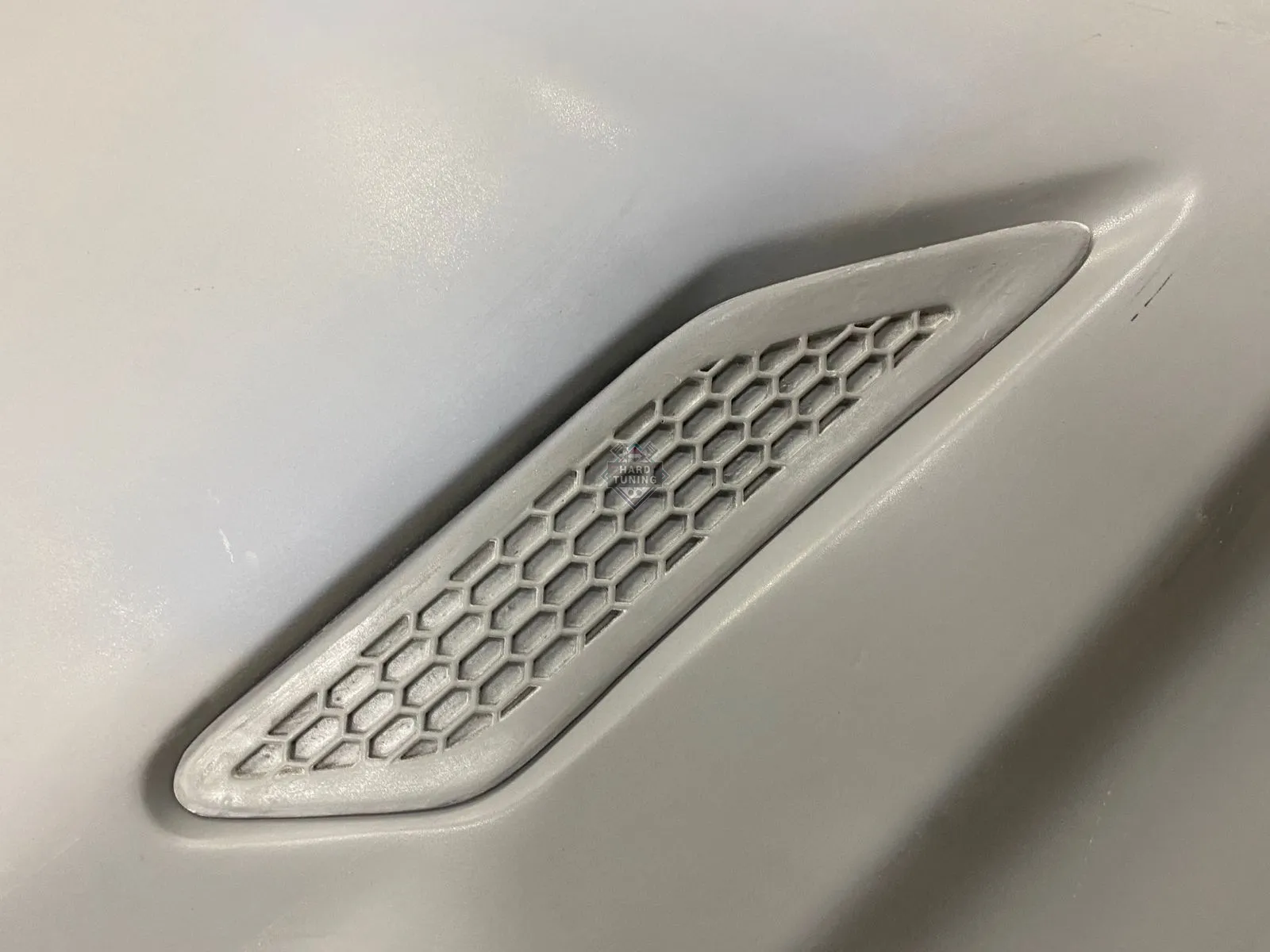 Капот DEMON HOOD Volvo XC90