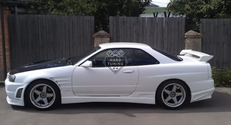 Передние крылья L-Style Nissan Skyline R34 +25 мм