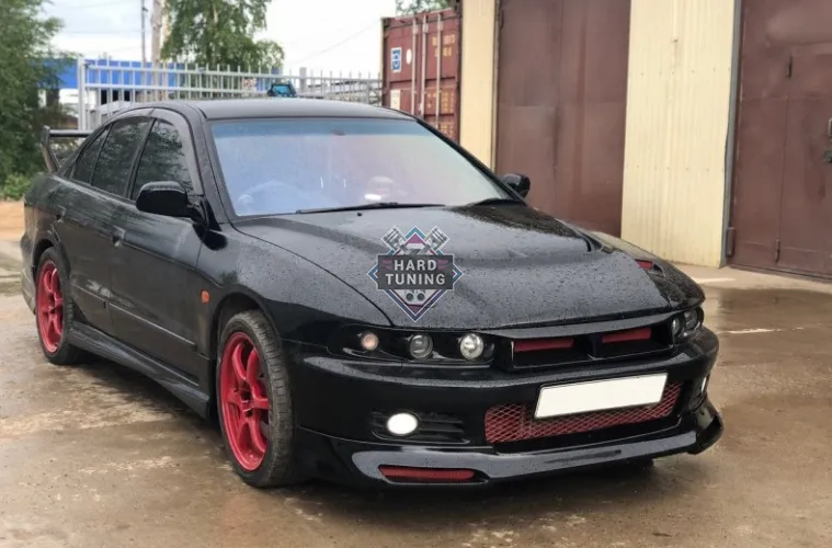 Накладка на передний бампер Dolphin Mitsubishi Galant 8 Япония