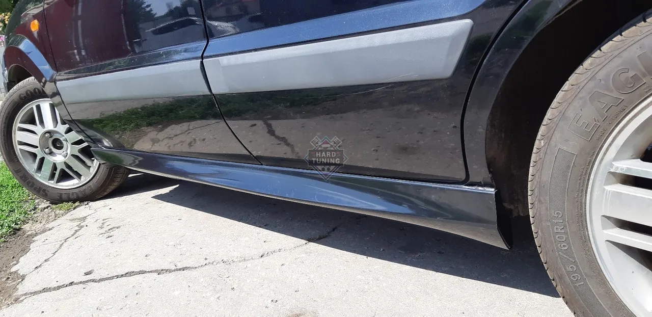 Накладки на пороги Ford Fusion