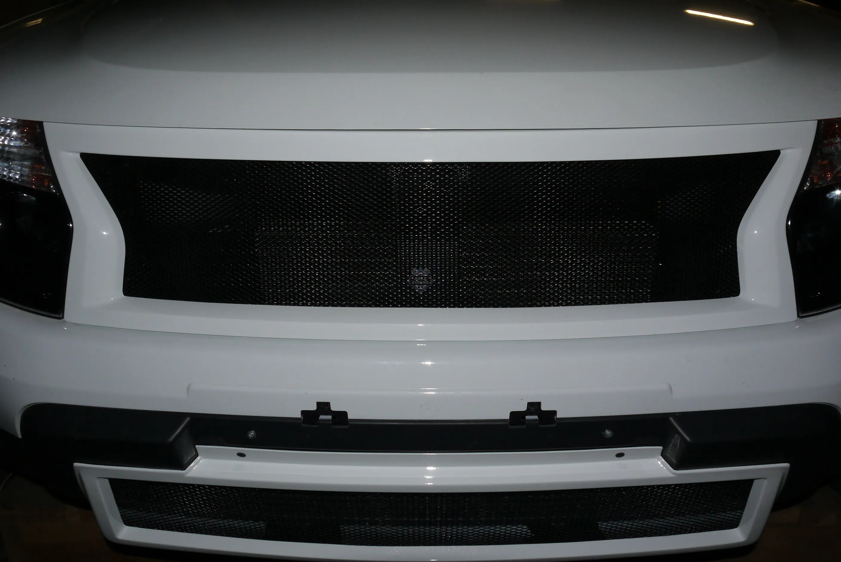 Решетка переднего бампера SPORT Renault Duster 2010-2015