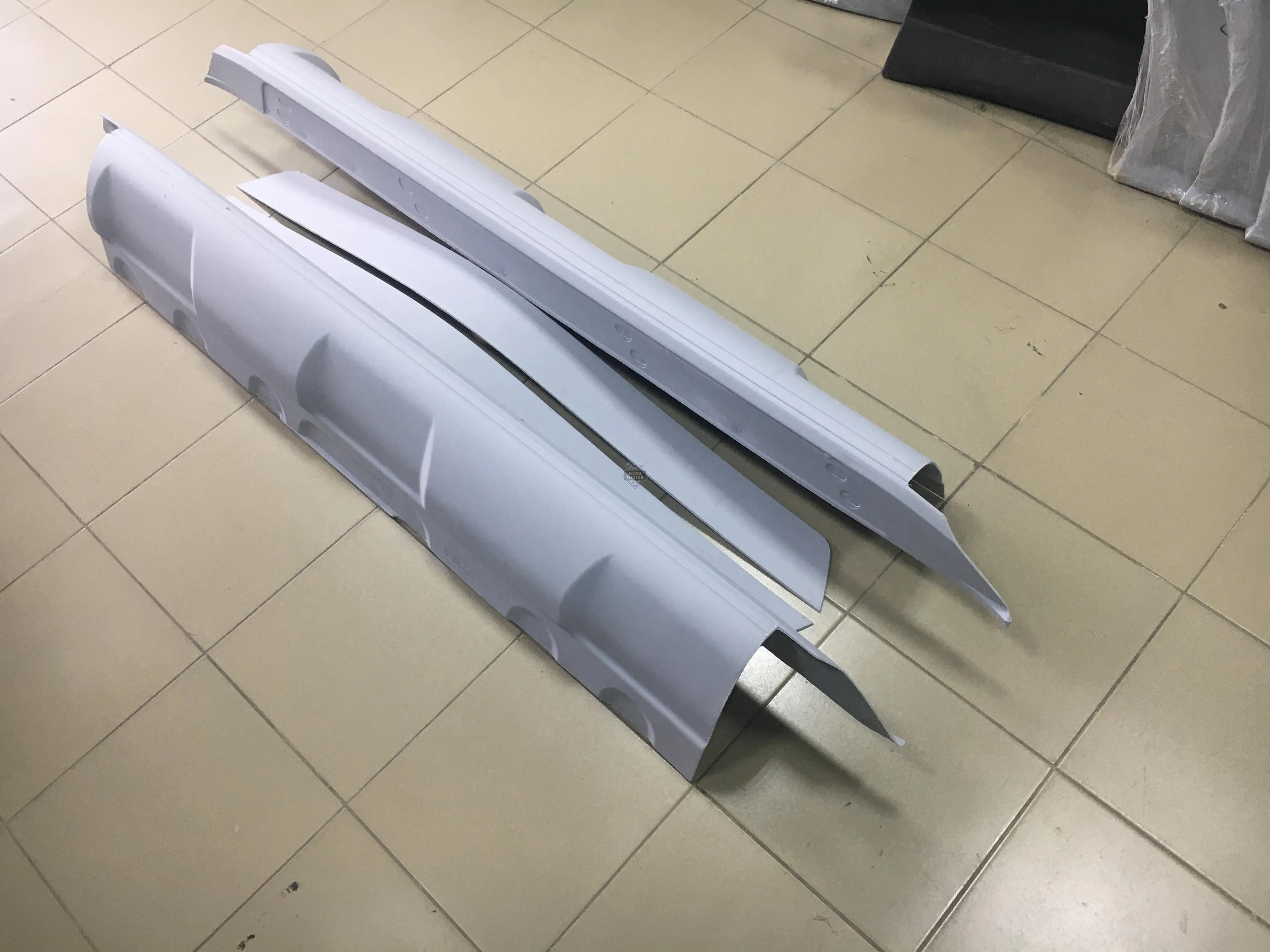 Накладки на пороги AERO BMW X5 E53