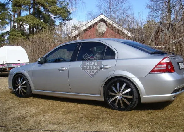 Накладки на пороги ST Ford Mondeo 3