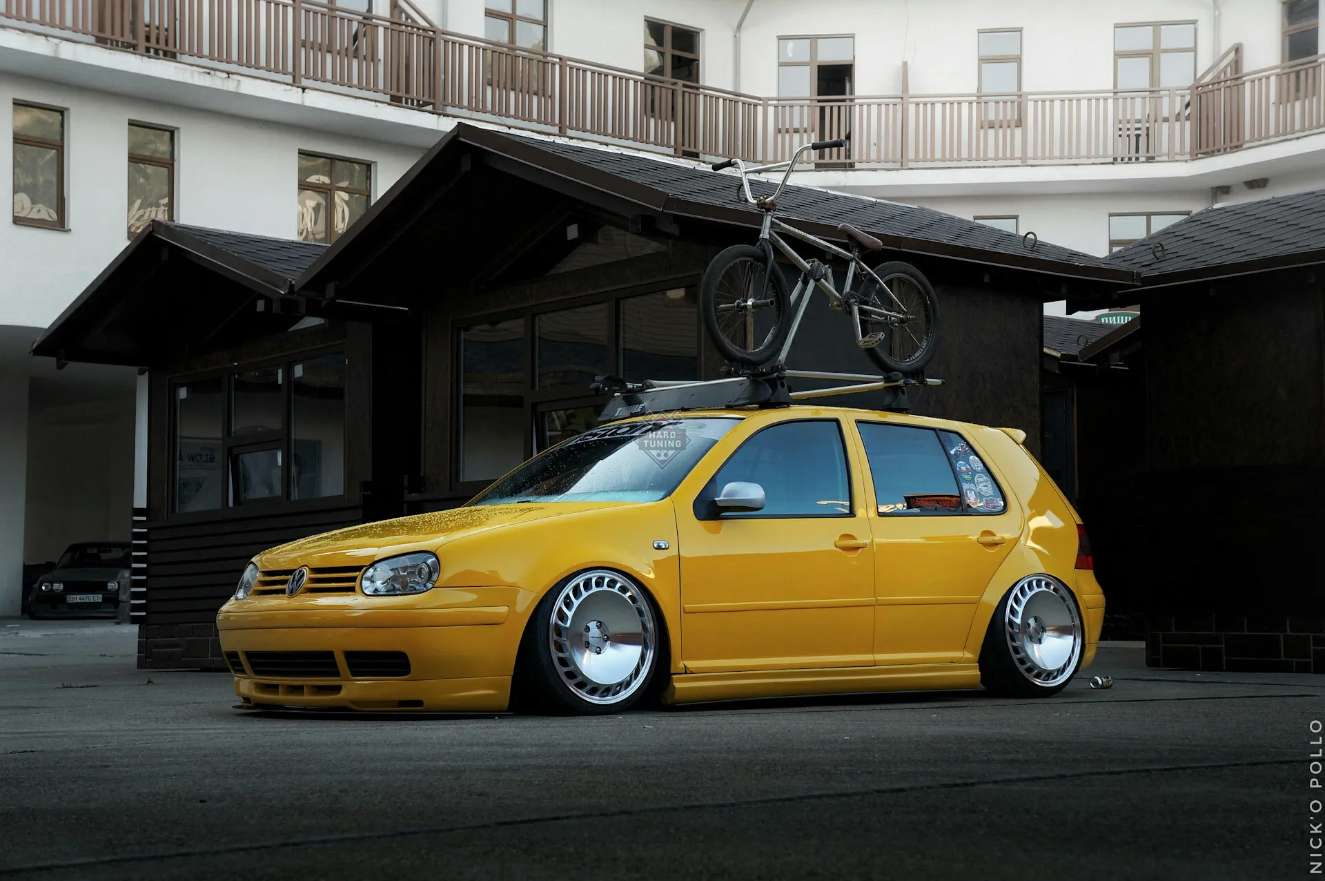 Накладки на пороги GLI Volkswagen Golf 4