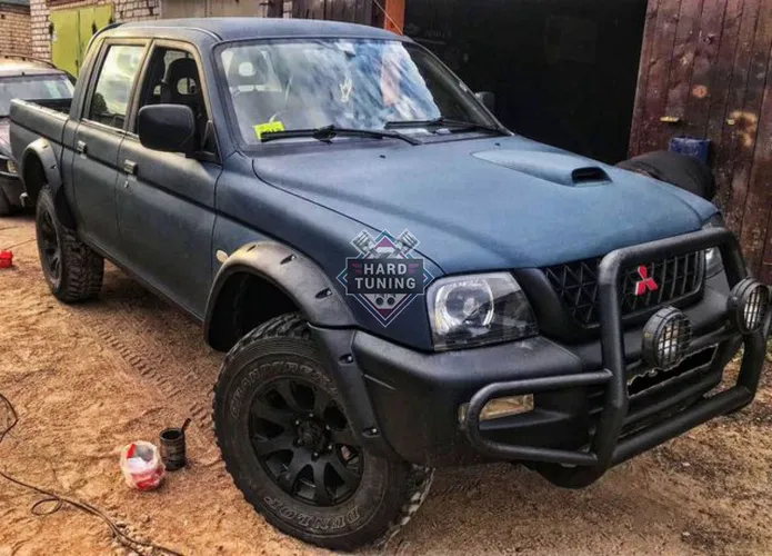 Расширители арок Mitsubishi L200 1995-2006 ABS пластик 60 мм