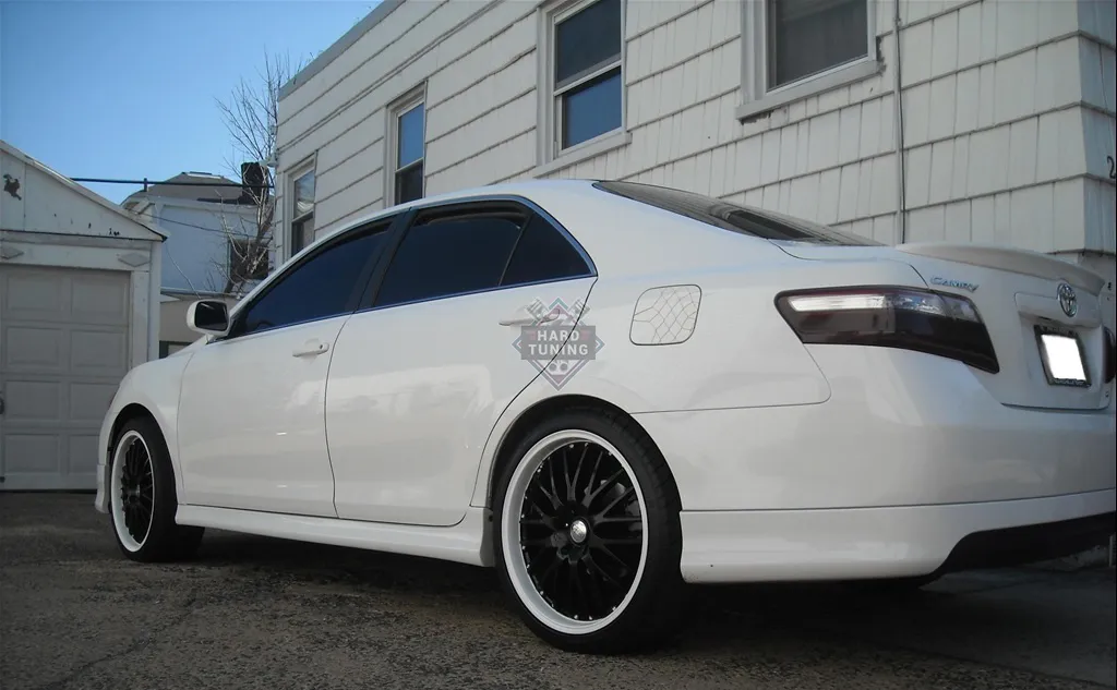 Накладка на задний бампер SPORT EDITION Toyota Camry V40 дорестайлинг