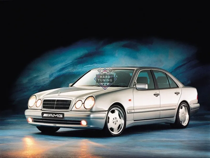 Накладки на пороги AMG 50 Mercedes E-Class W210