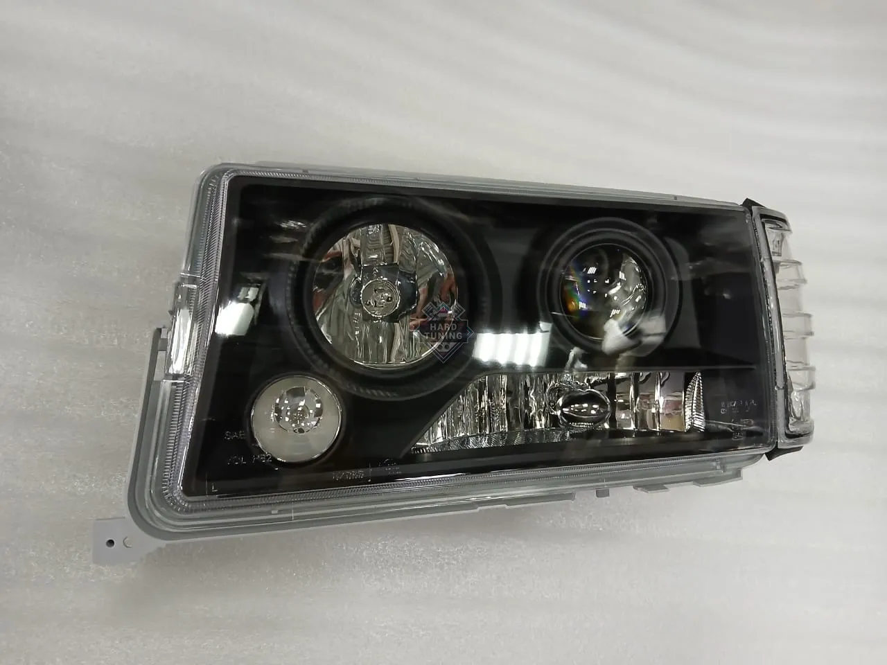 Передние фары Mercedes W201/190 (1982-1993) черные