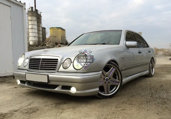 Передний бампер AMG 55 Mercedes E-Class W210 дорестайлинг