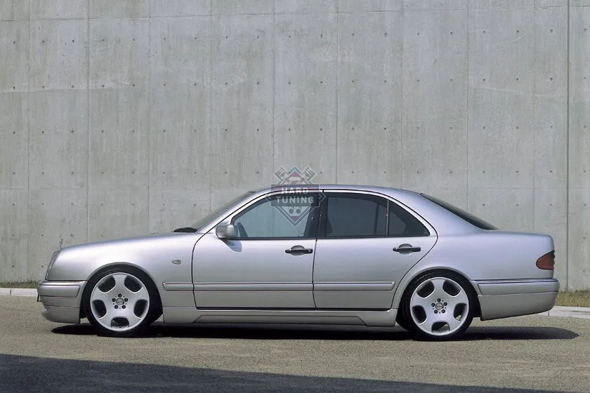 Накладки на пороги WALD INTERNATIONAL Mercedes E-Class W210