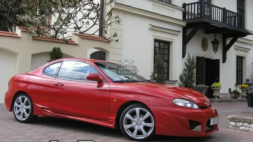 Накладки на пороги AUTO-R Hyundai Coupe 1 RD