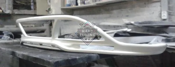 Накладка на передний бампер CSR Honda Civic 8 5D