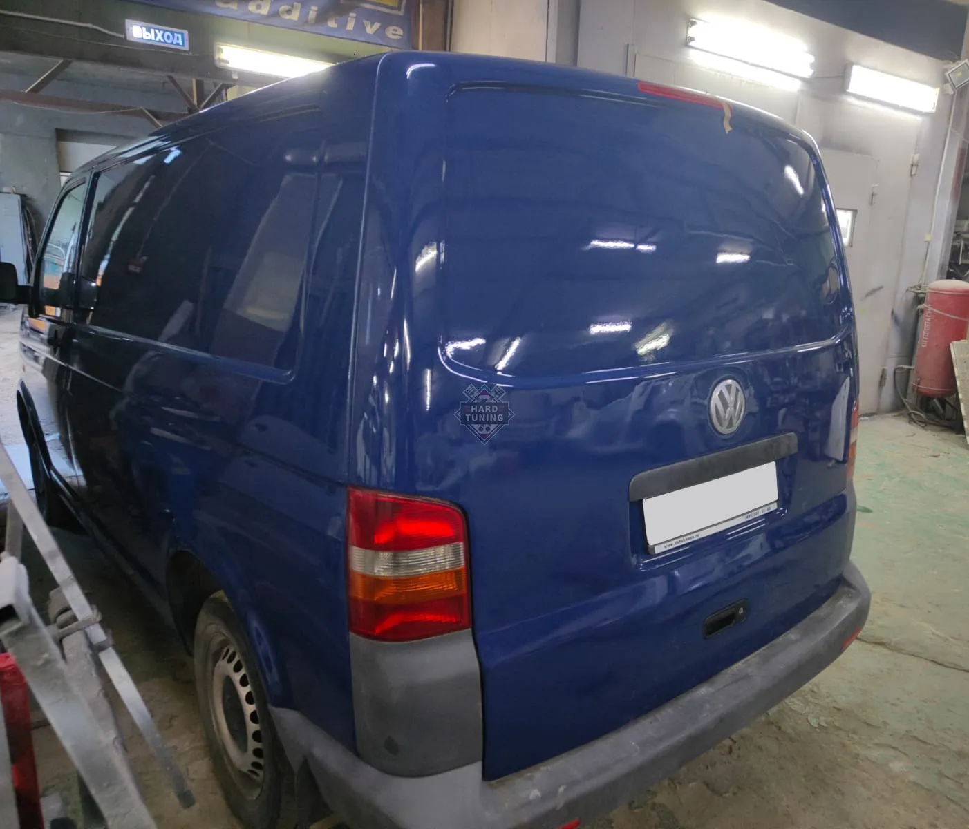 Задняя дверь хлопушка стеклопластик Volkswagen T5 глухая