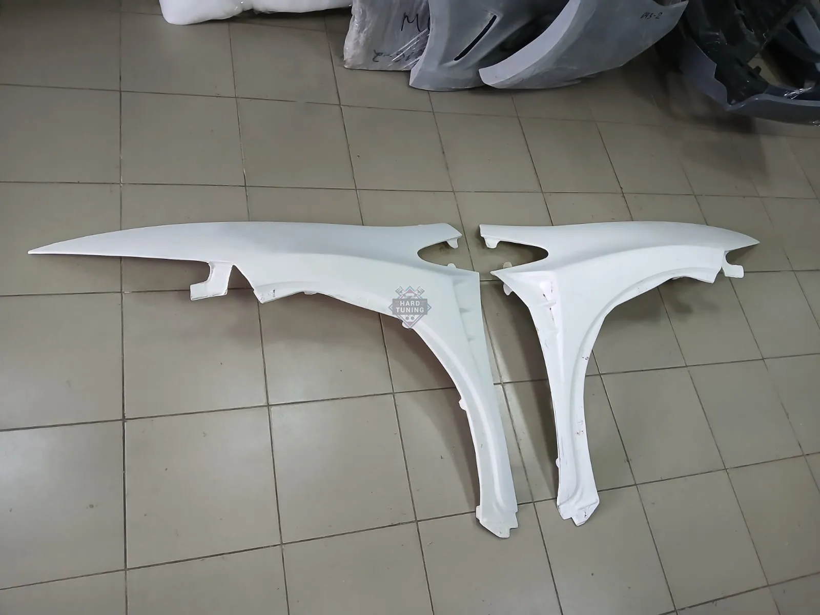 Крылья с жабрами MUGEN Honda Civic 8 5D FN2