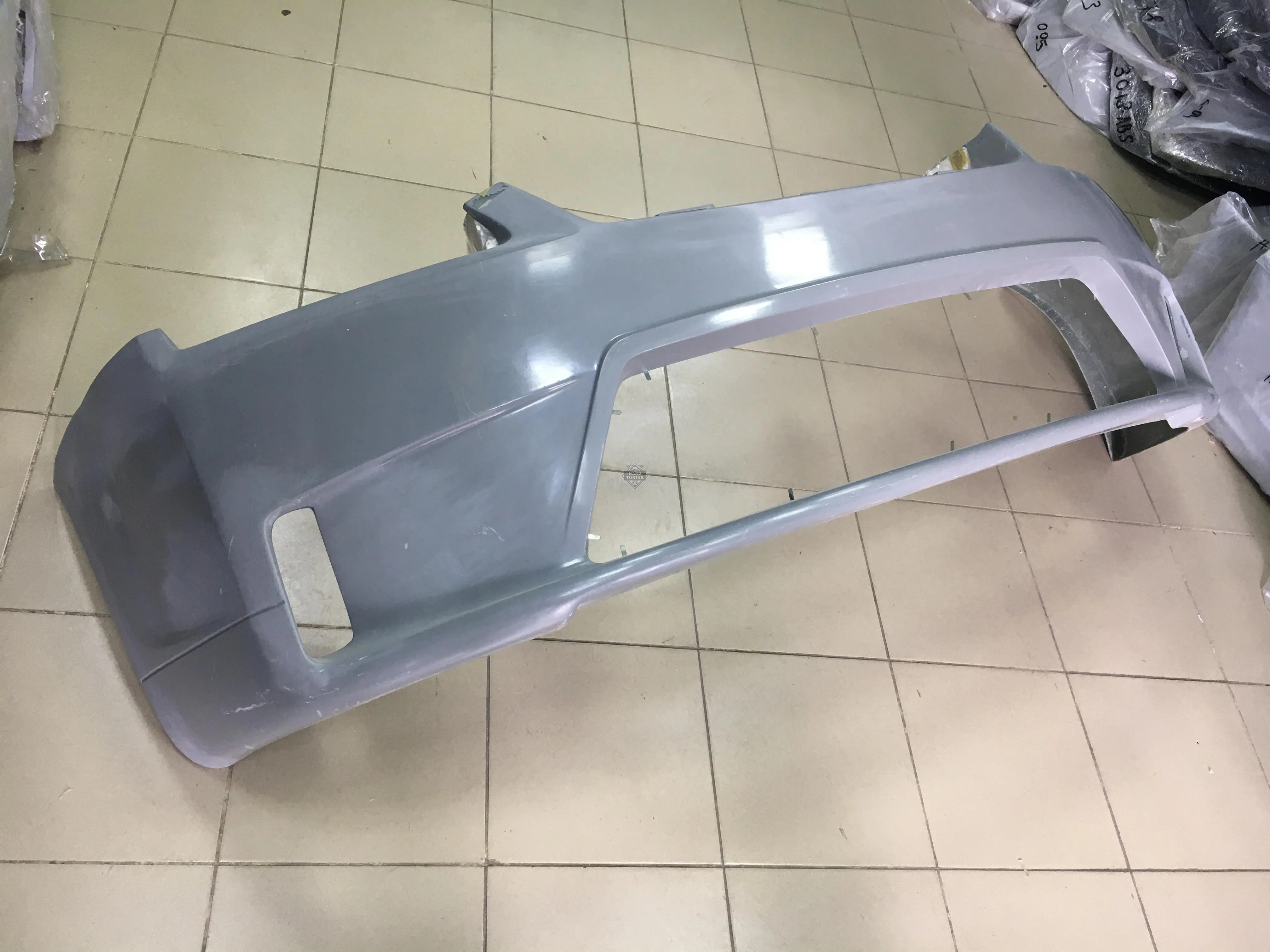 Передний бампер CONCEPT Ford Focus 2 2004-2008