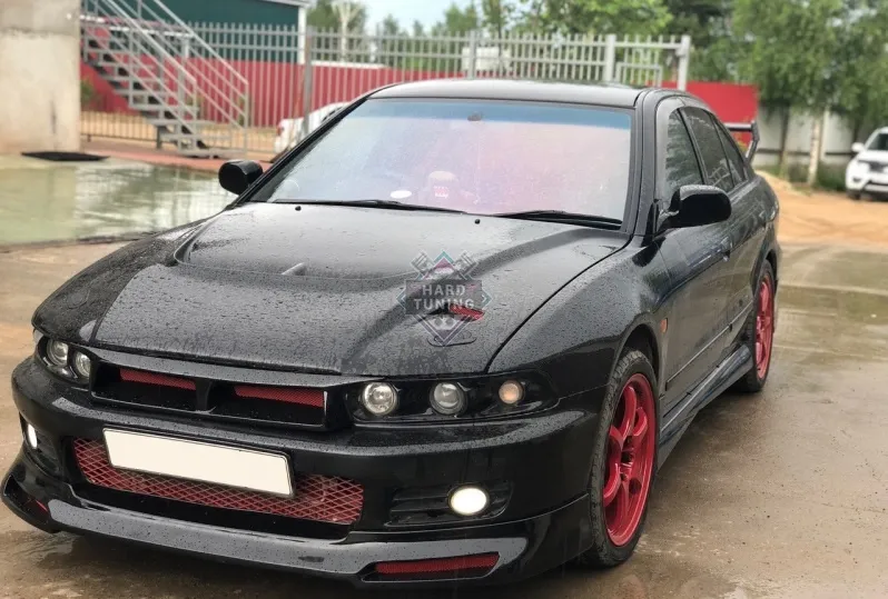 Накладка на передний бампер Dolphin Mitsubishi Galant 8 Япония