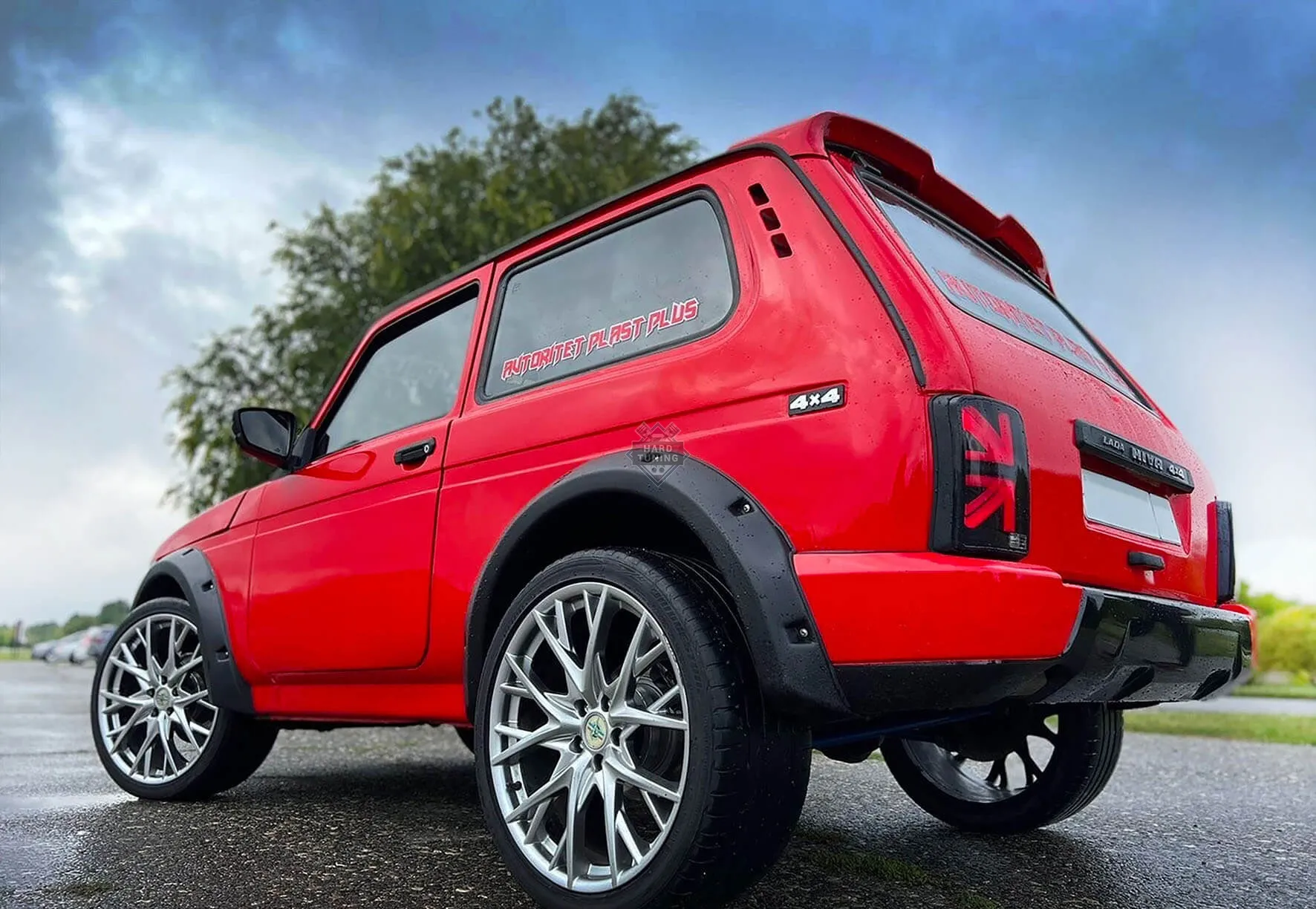 Расширители арок +40мм Lada Niva 4x4 Urban 3D (трехдверный)