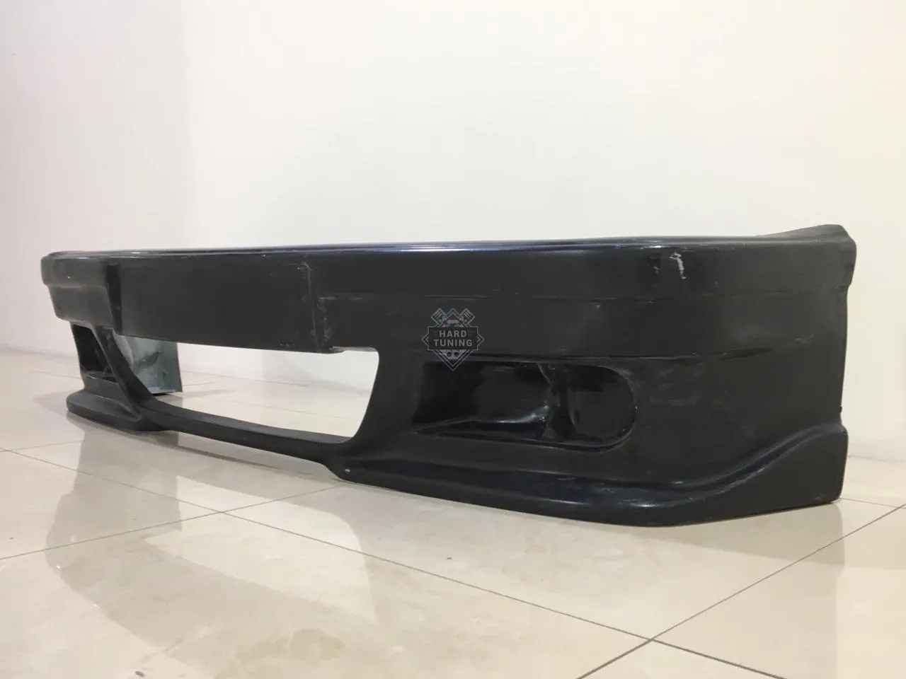 Передний бампер Rieger Mercedes 190 W201