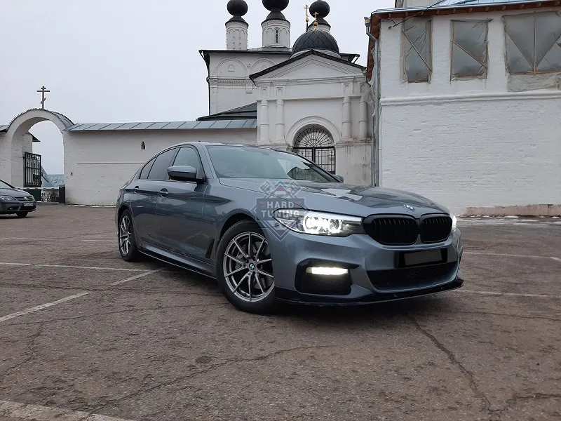 Накладки под пороги (Лезвия) BMW 5-series (G30). Аналог накладок М-порогов (OEM 51192447015 и 51192447016)