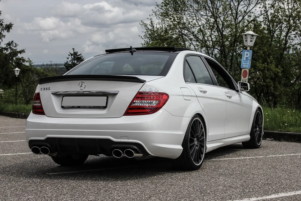 Спойлер DUCKTAIL Mercedes C-Class W204