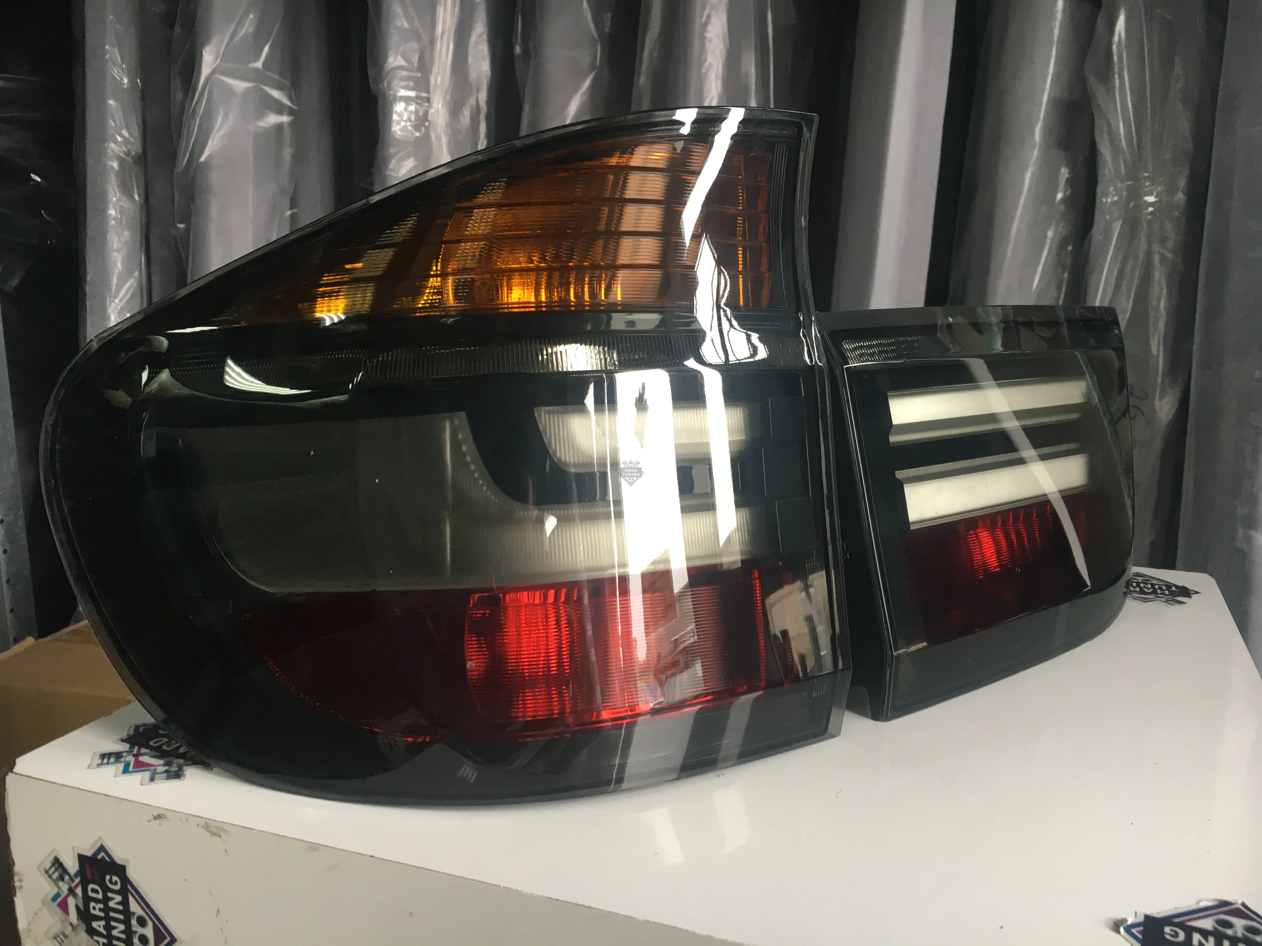 Задние фонари BMW X5 E70 (2007-2010) LED тонированные