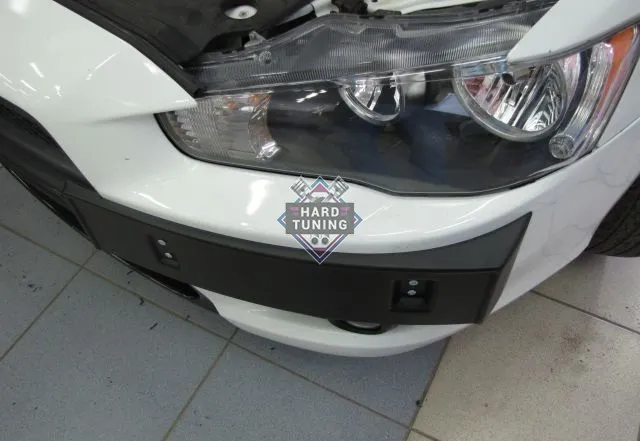 Подиум для гос. номера EVO V2 Mitsubishi Lancer 10 (2007-2011)