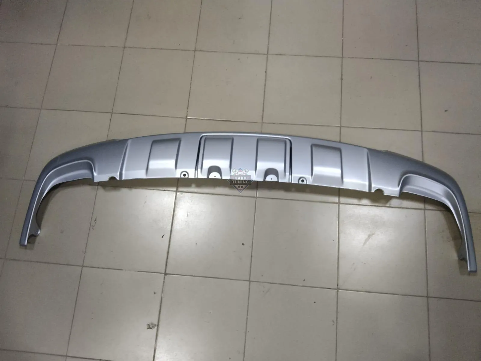 Накладка на задний бампер HT Volkswagen Touareg GP рестайлинг ABS