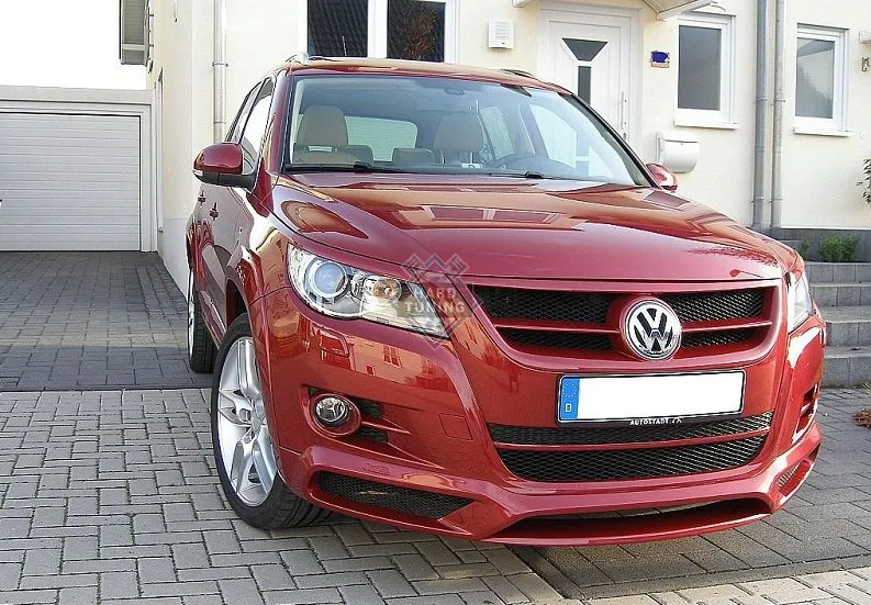 Юбка на передний бампер Caractere на VW Tiguan