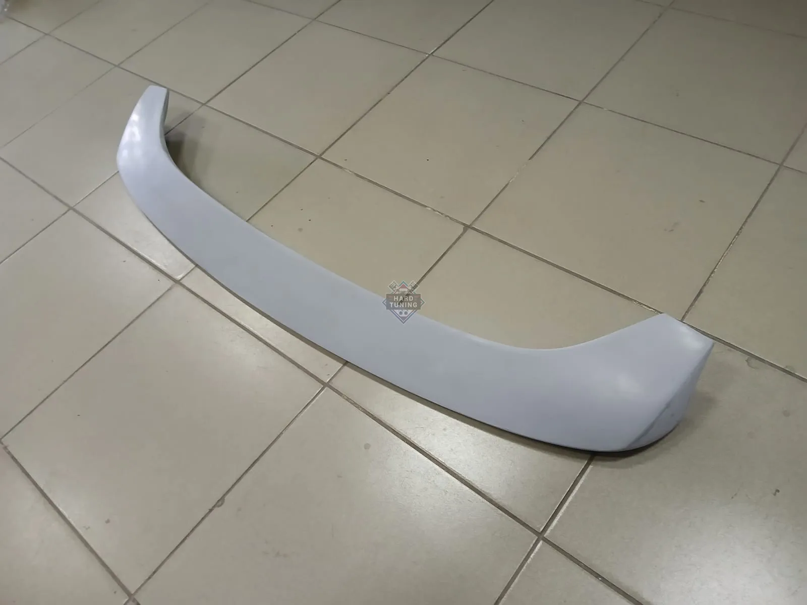Спойлер на крышу багажника Ford Fusion