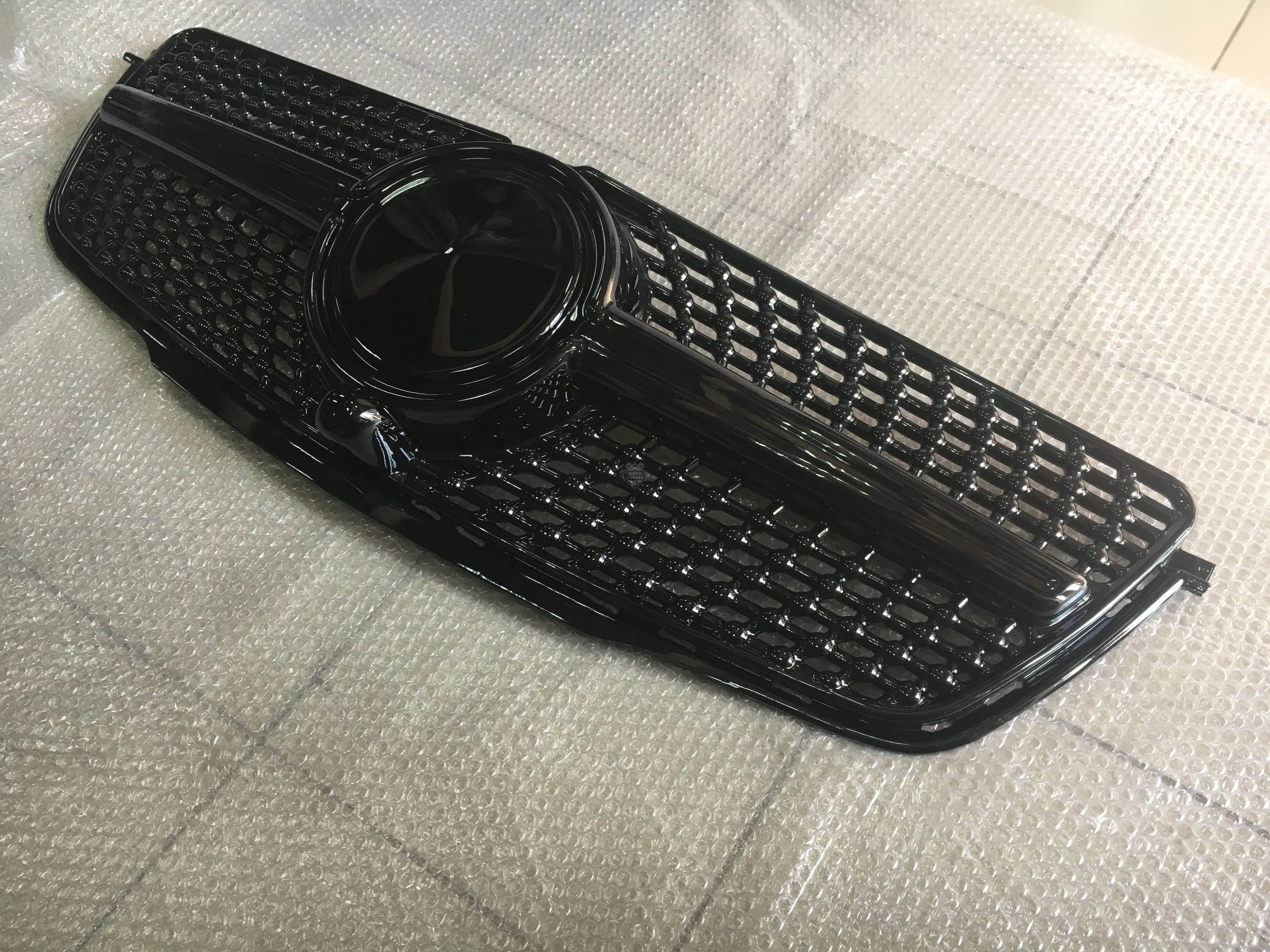 Решетка радиатора DEL Mercedes GL-Klasse AMG (X166) (под камеру) (без покраски)