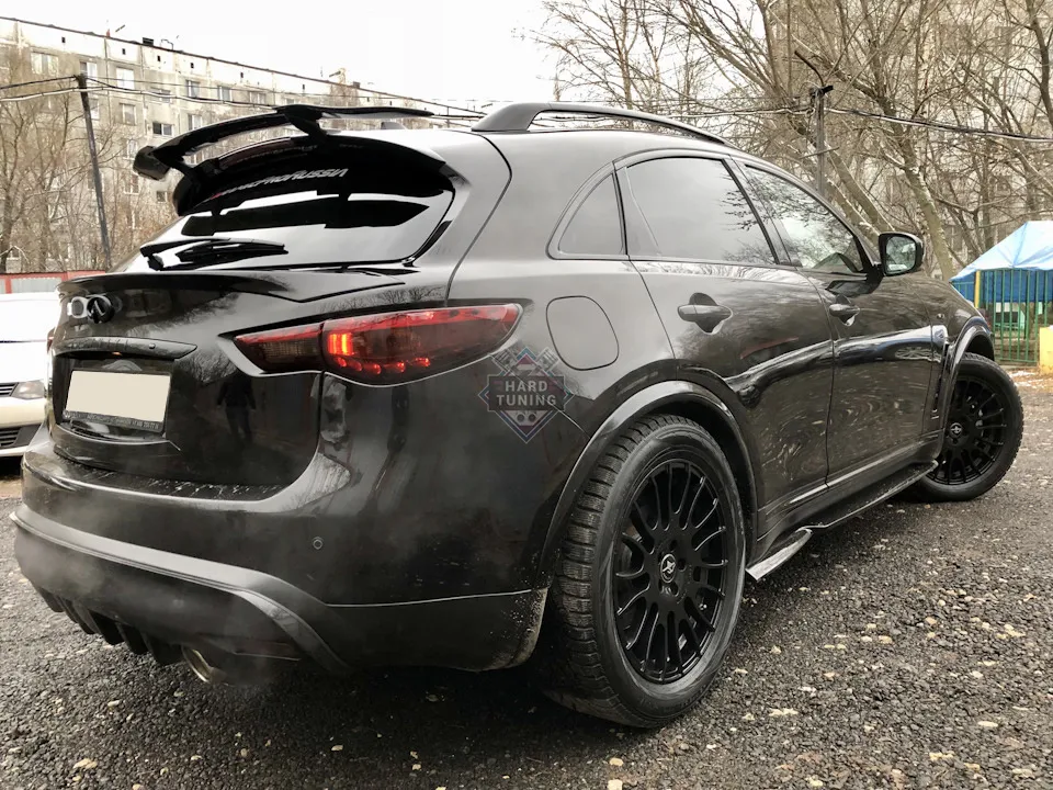 Спойлер верхний VETTEL Infiniti FX30D/FX35/FX37/FX50/QX70 (S51)