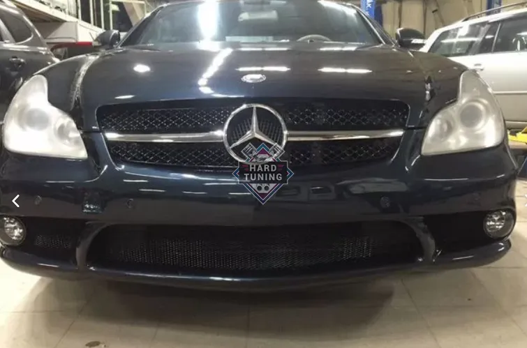 Передний бампер AMG Mercedes CLS-Class C219 (2004-2010)