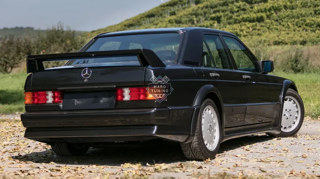 Спойлер Evolution-1 Mercedes 190 W201