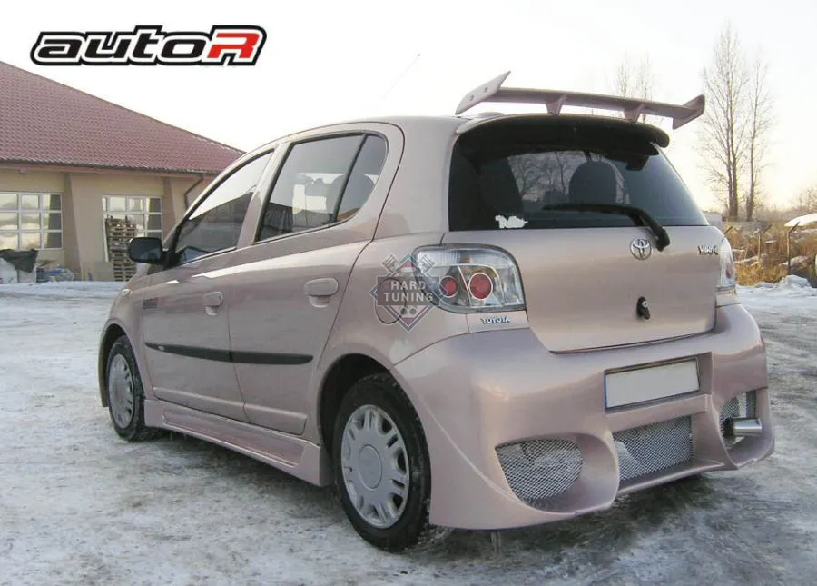 Накладки на пороги Auto R Toyota Yaris