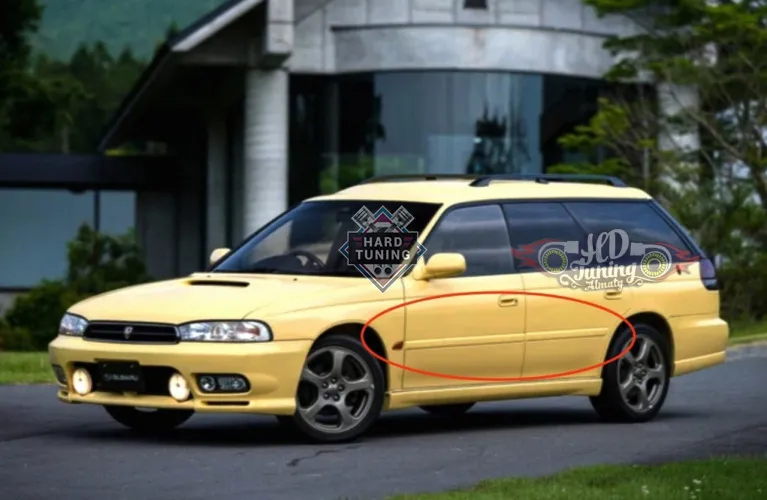 Молдинги на двери Subaru Legacy BG/BD
