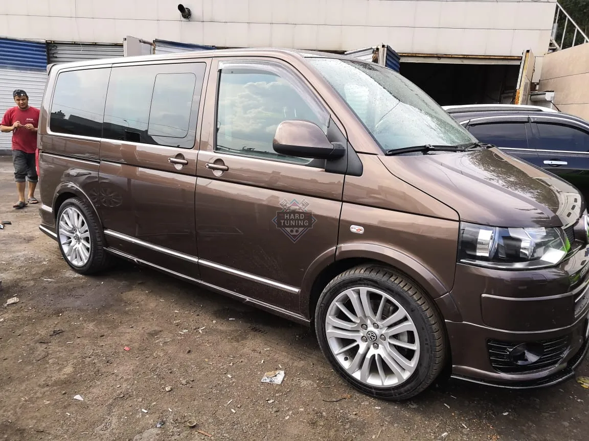 Накладки на пороги Rieger Volkswagen T5