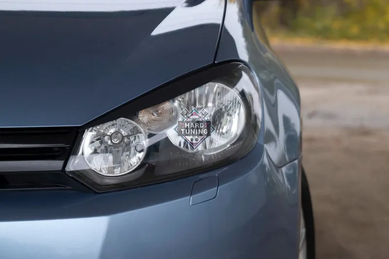 Накладки на передние фары (реснички) Golf 6 2009-2012