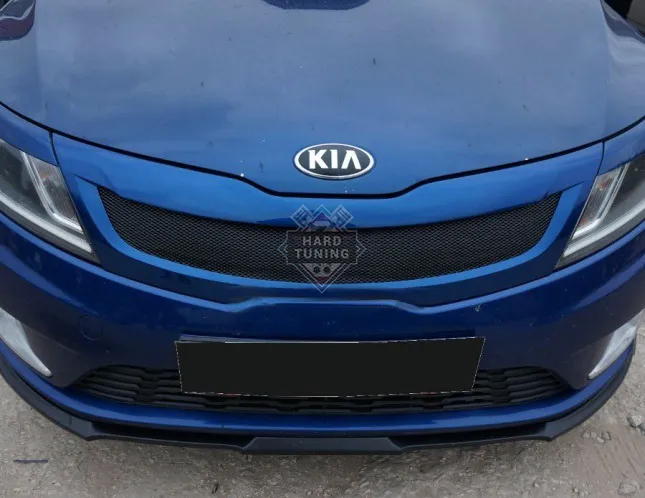 Накладка на решетку радиатора GT KIA Rio 3 дорестайлинг