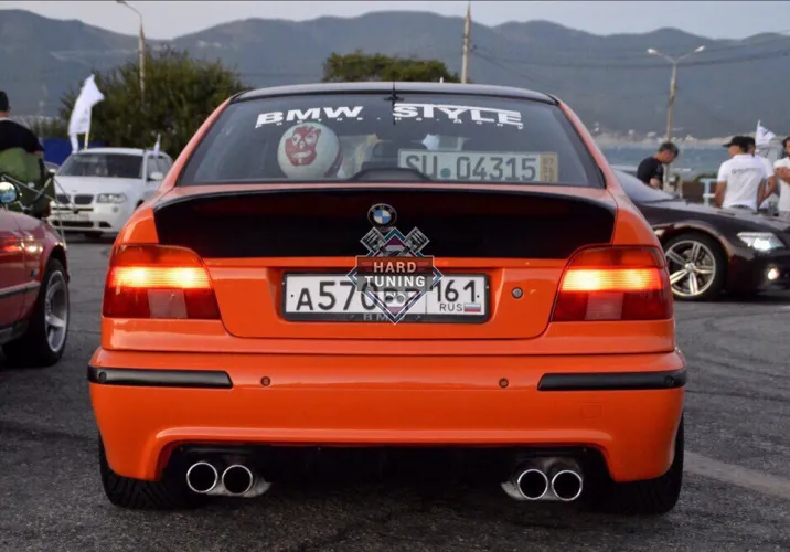 Спойлер DUCKTAIL BMW E39 седан