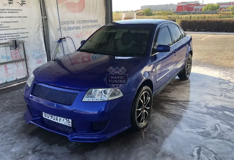 Передний бампер AUTO-R Volkswagen Passat (B5+) 2000-2005