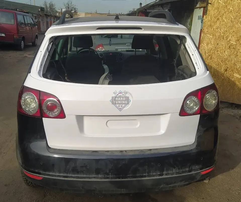 Крышка багажника стеклопластик Volkswagen Golf Plus 1 2005-2009