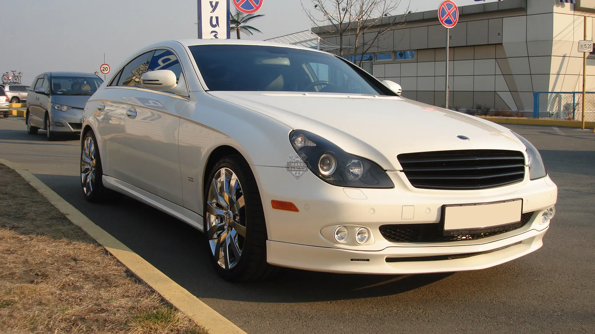 Накладки на пороги BRABUS Mercedes CLS-Class W219/C219 (2004-2010)