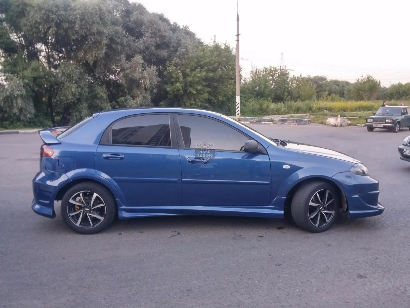 Накладки на пороги Chevrolet Lacetti хетчбек