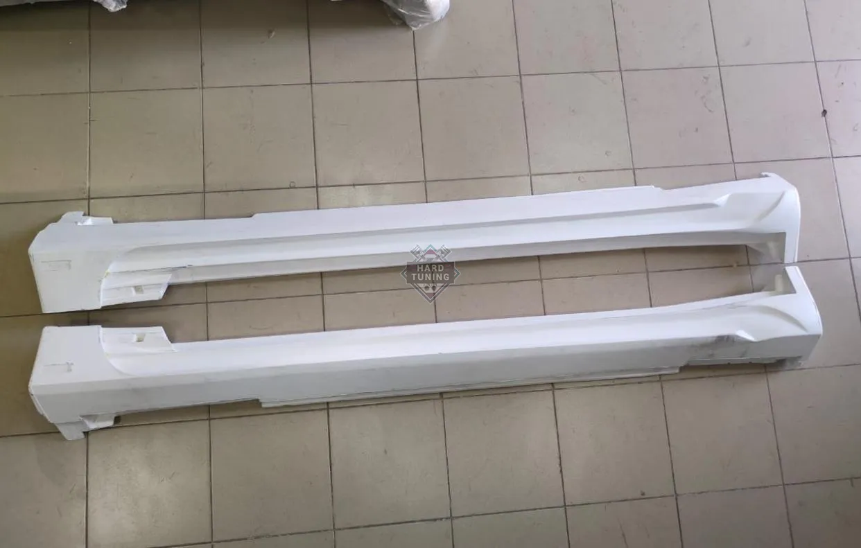 Накладки на пороги Carat Infiniti FX30D/FX35/FX37/FX50 (S51)