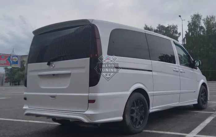 Задний бампер HT на Mercedes Vito/Viano (W639)