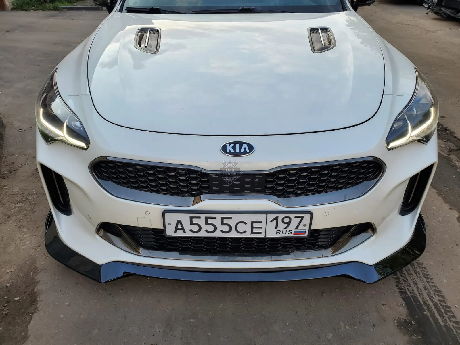 Сплиттер переднего бампера Kia Stinger GT