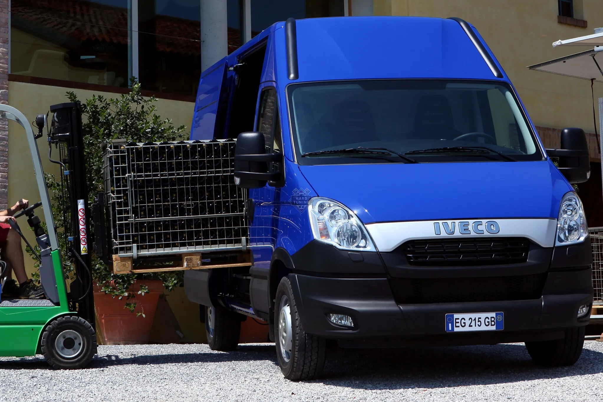 Капот штатный пластиковый Iveco Daily 2006-2016