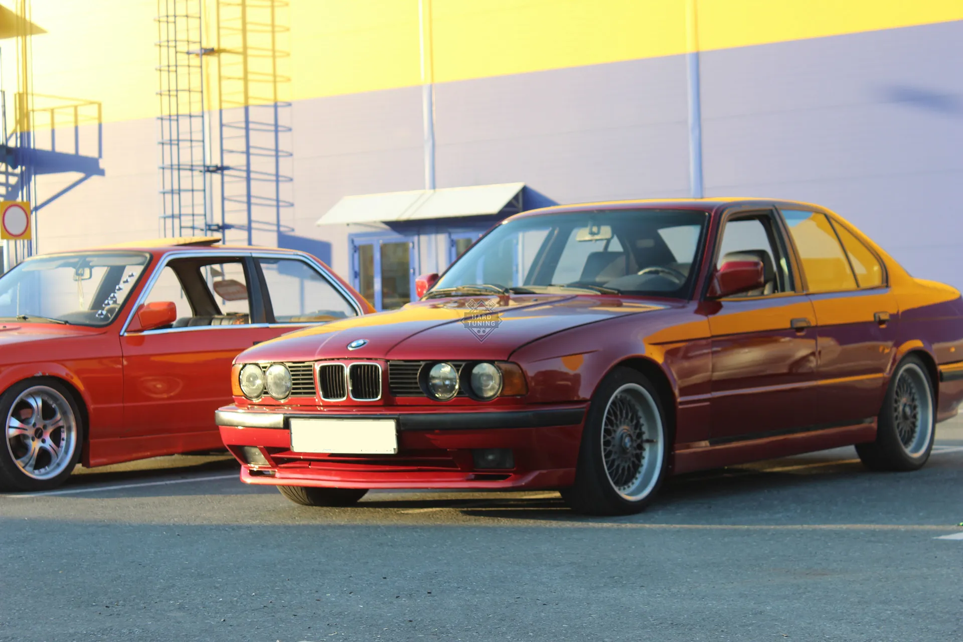 Накладки на пороги M-TECHNIK BMW E34